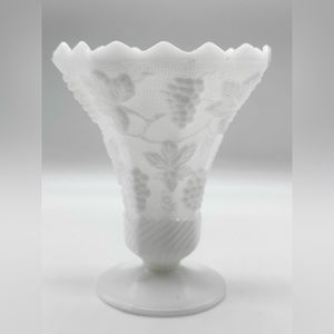 Anchor Hocking White Milk Glass Grape Vase Grapes & Ivy Pattern